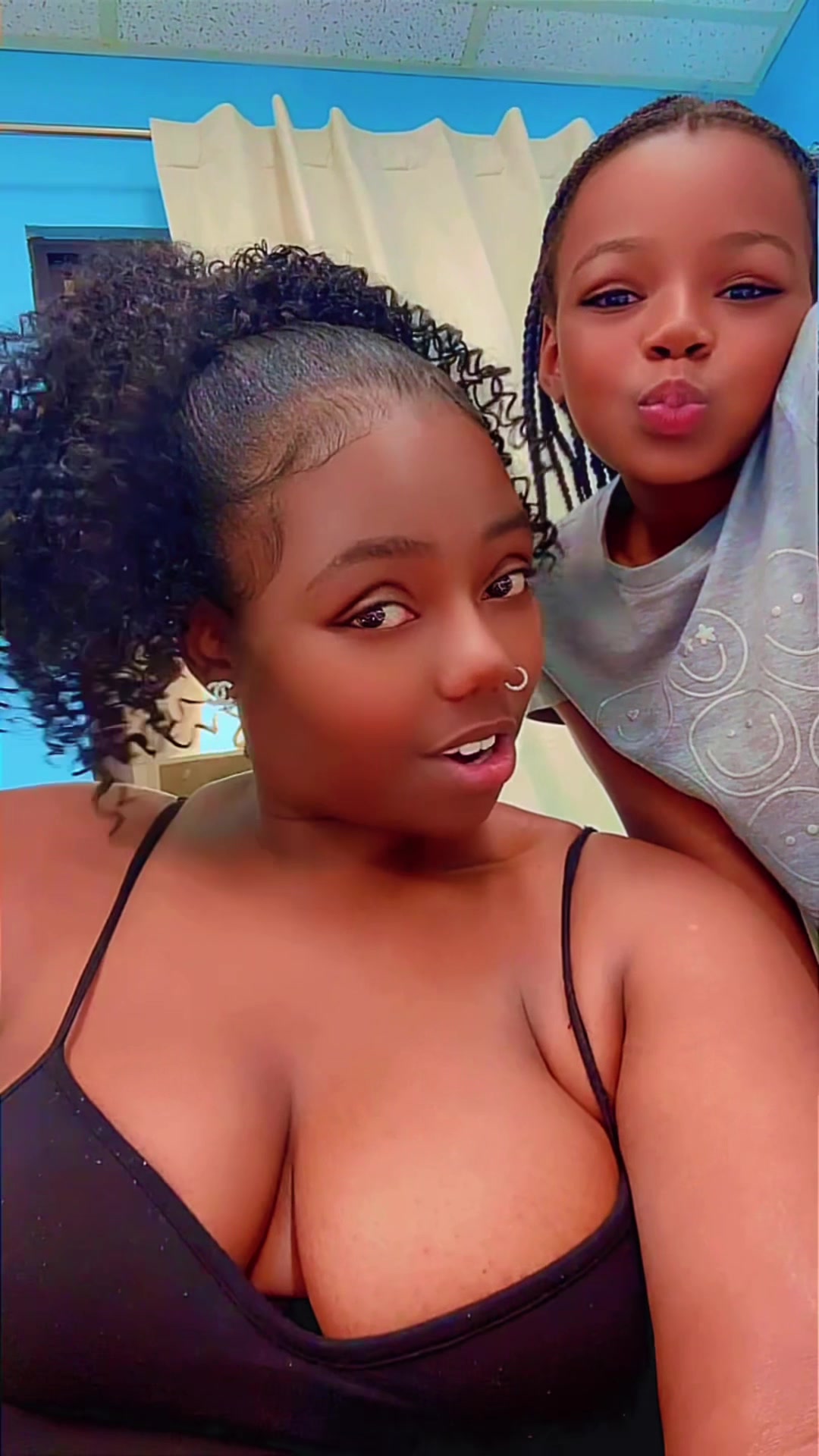 @eshathickasskae