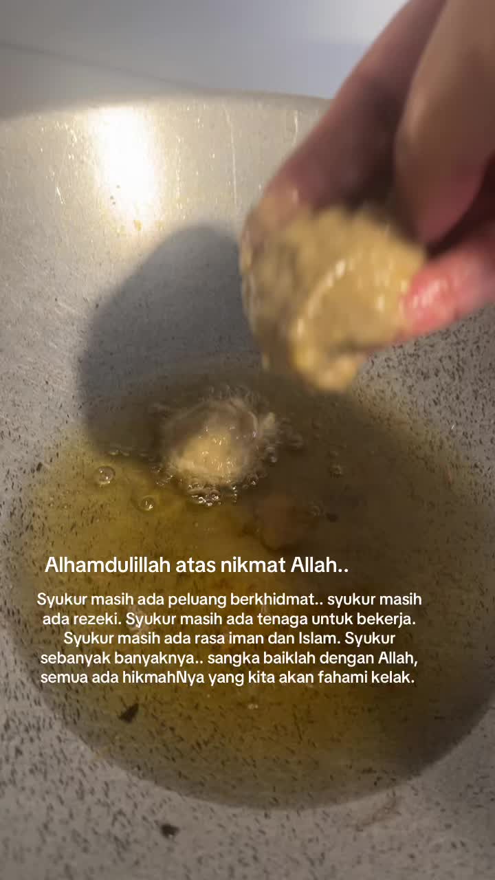 @RiaInsyirah