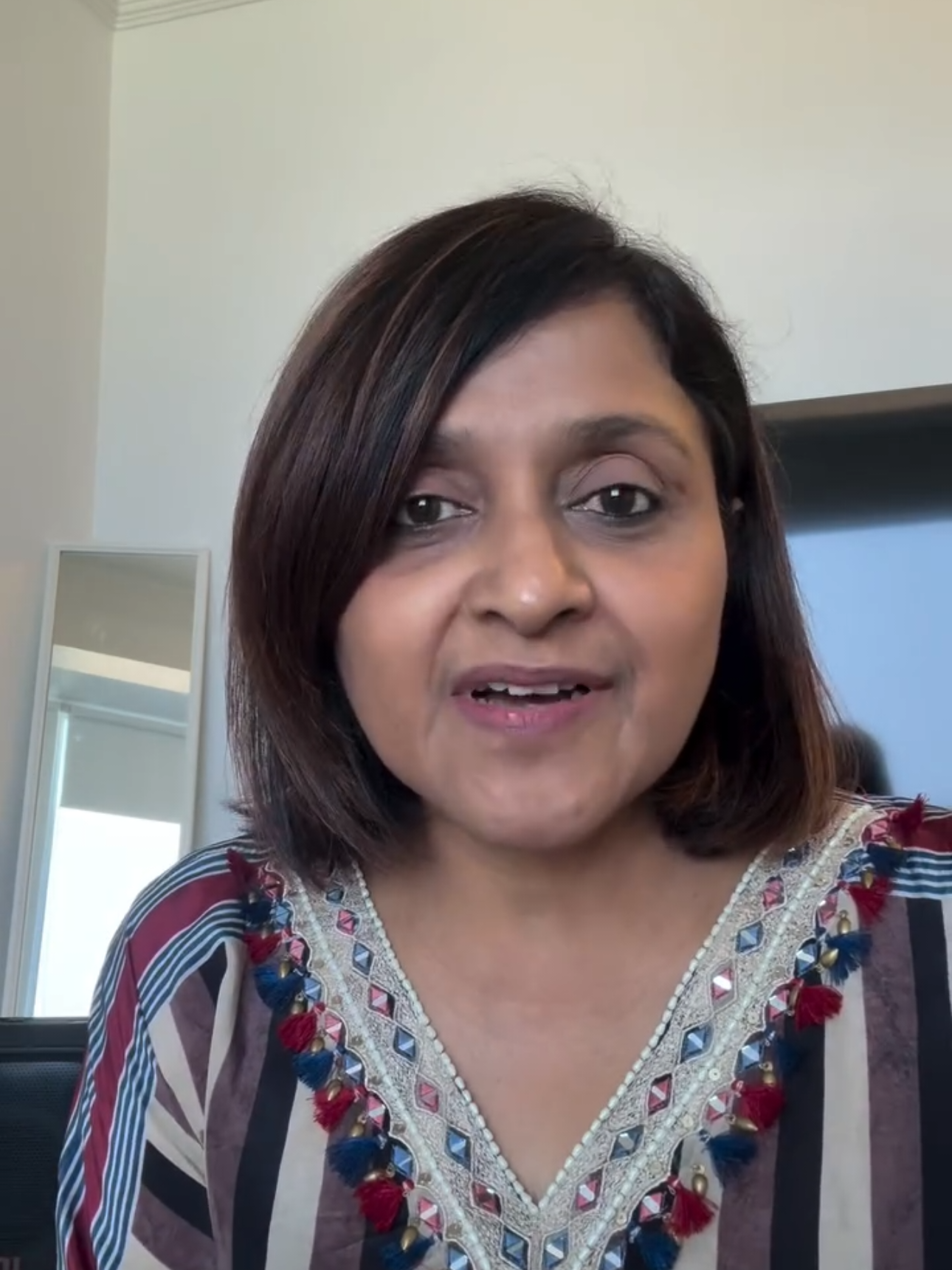 @Dunya Maumoon