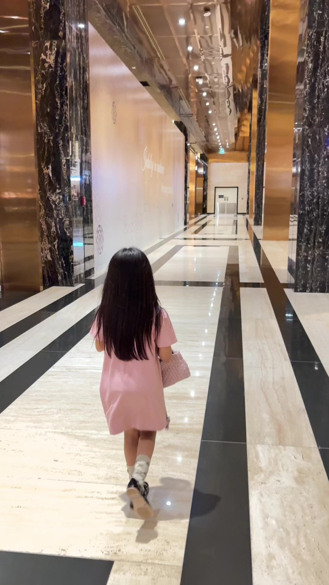 @Lulu