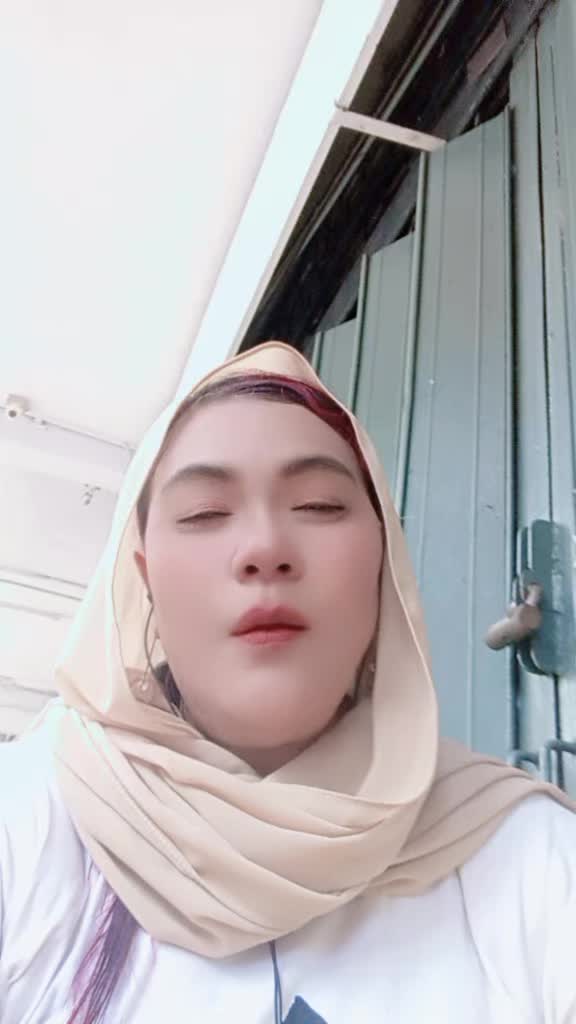 @lia