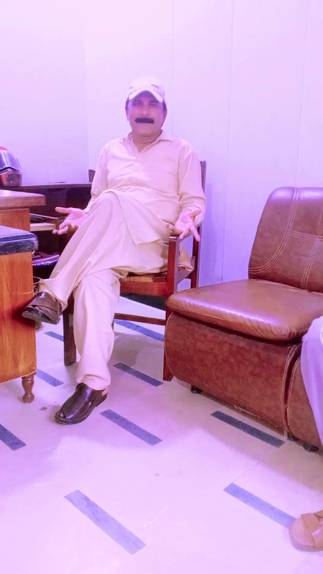 @khan g
