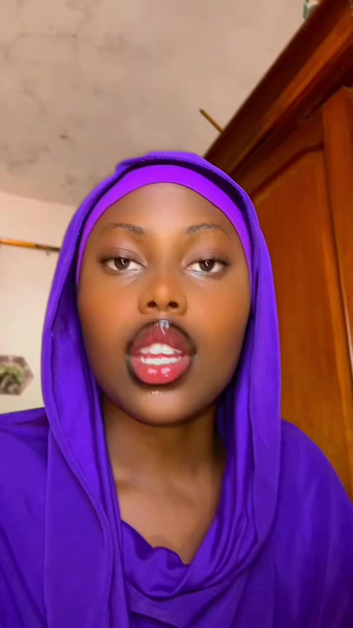 @Fille curieuse 🧐