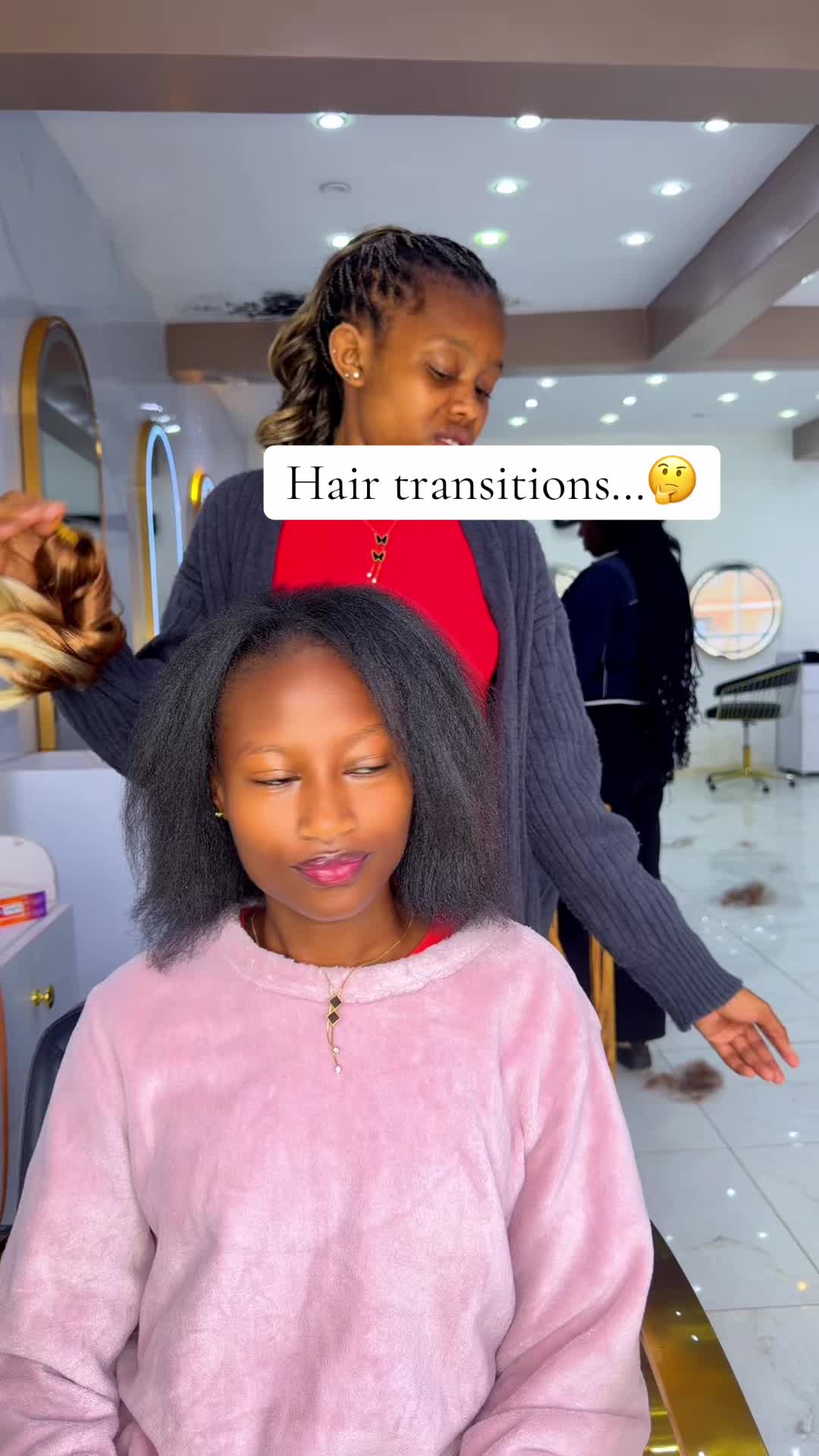 @GEECURLY SALON