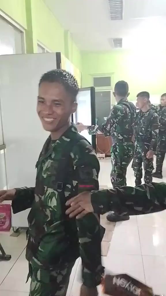 @💂🏻♂️