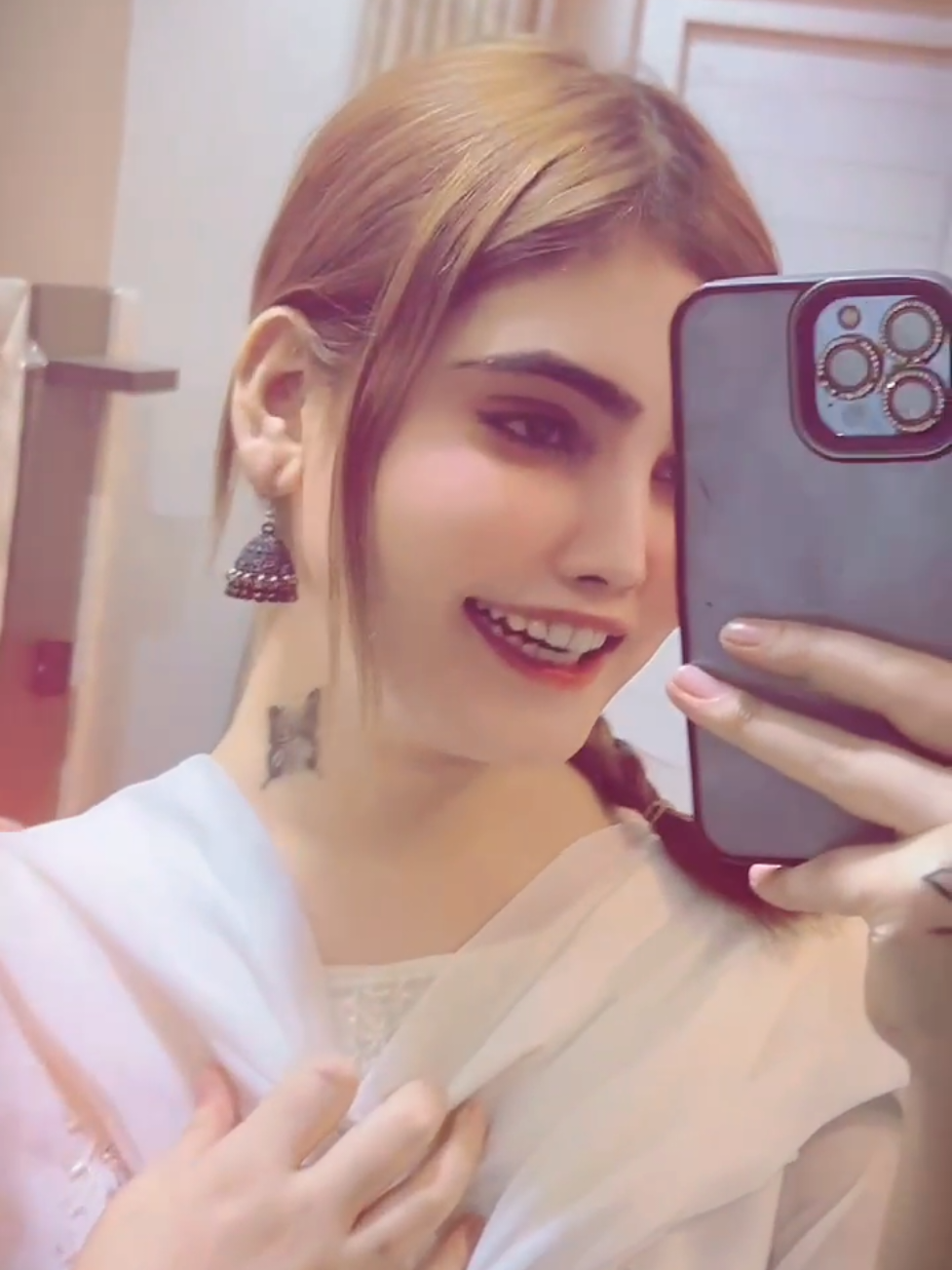 @Ujala🙃🥀