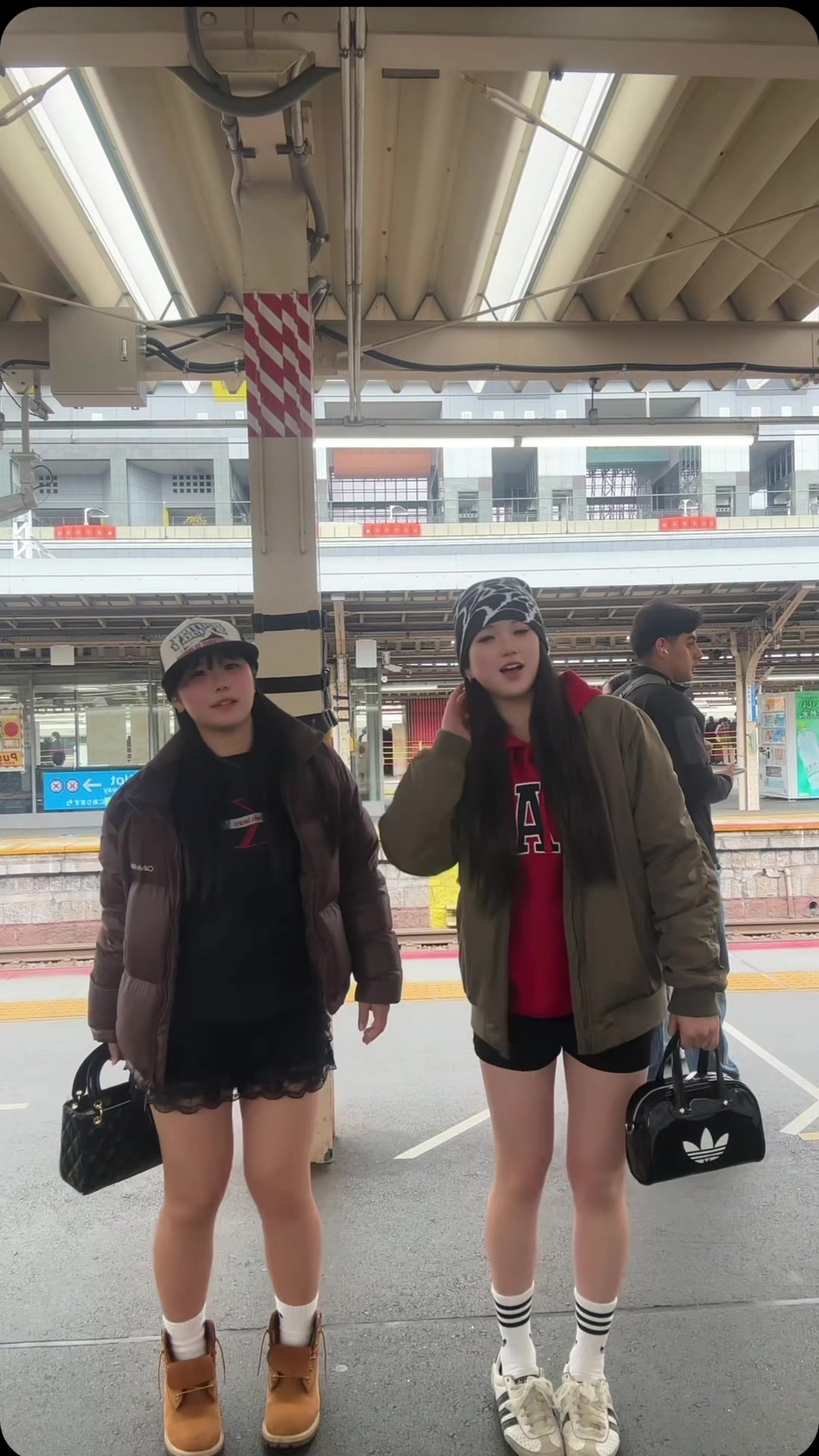 @ちょちょネ