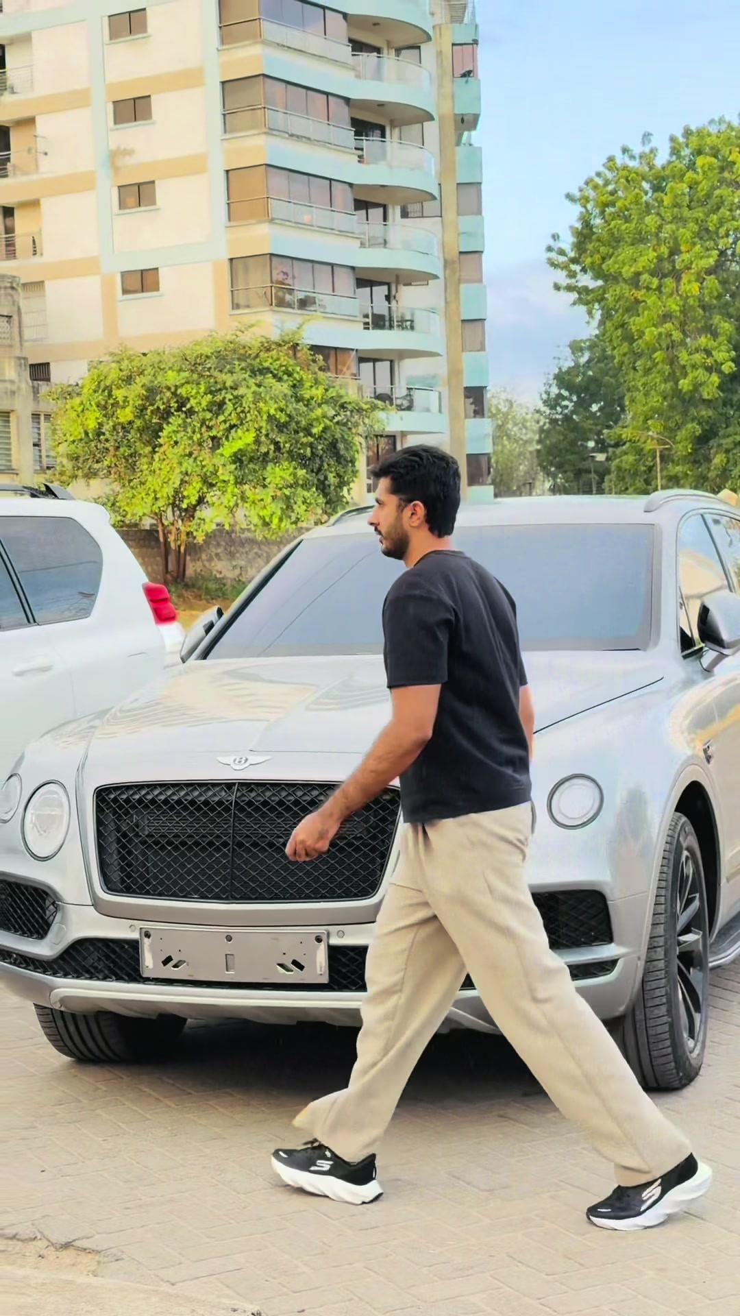 @Ch__Usama_Dhillon
