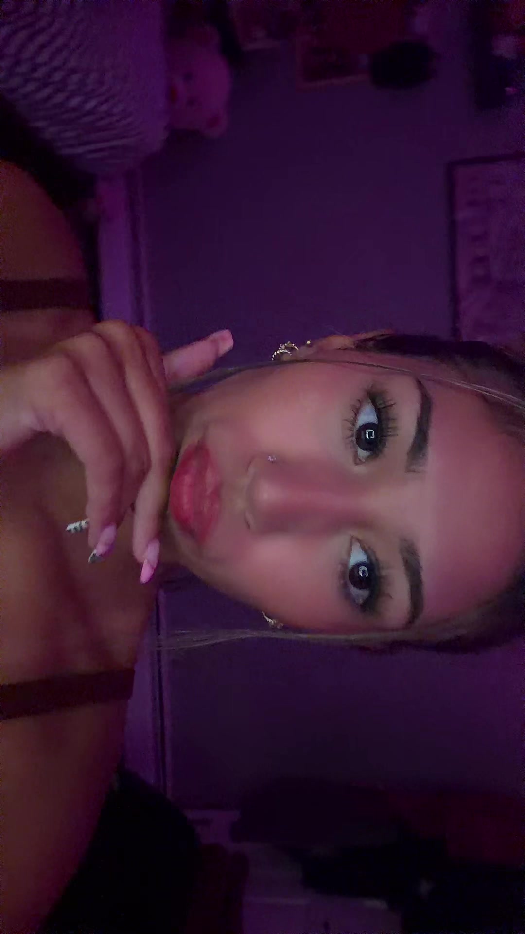 @Anjeliss