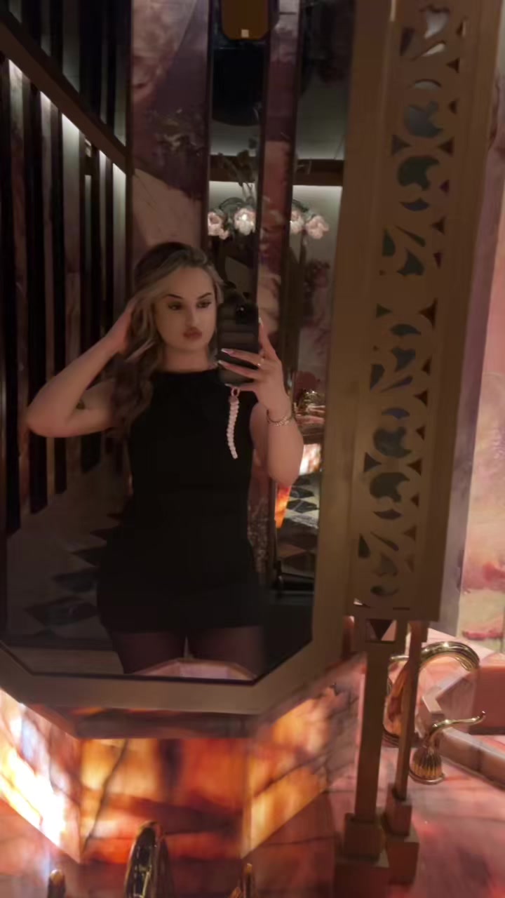 @fionaa.re