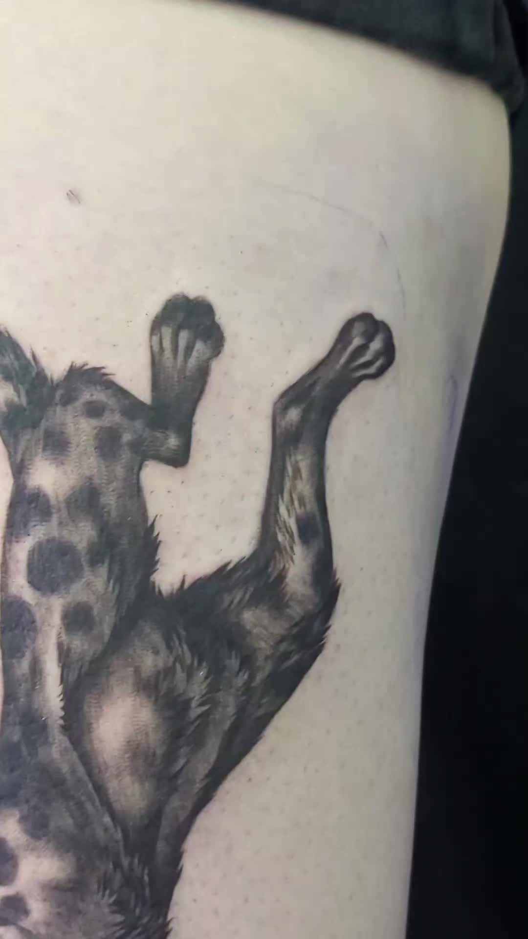 @samburtontattoo