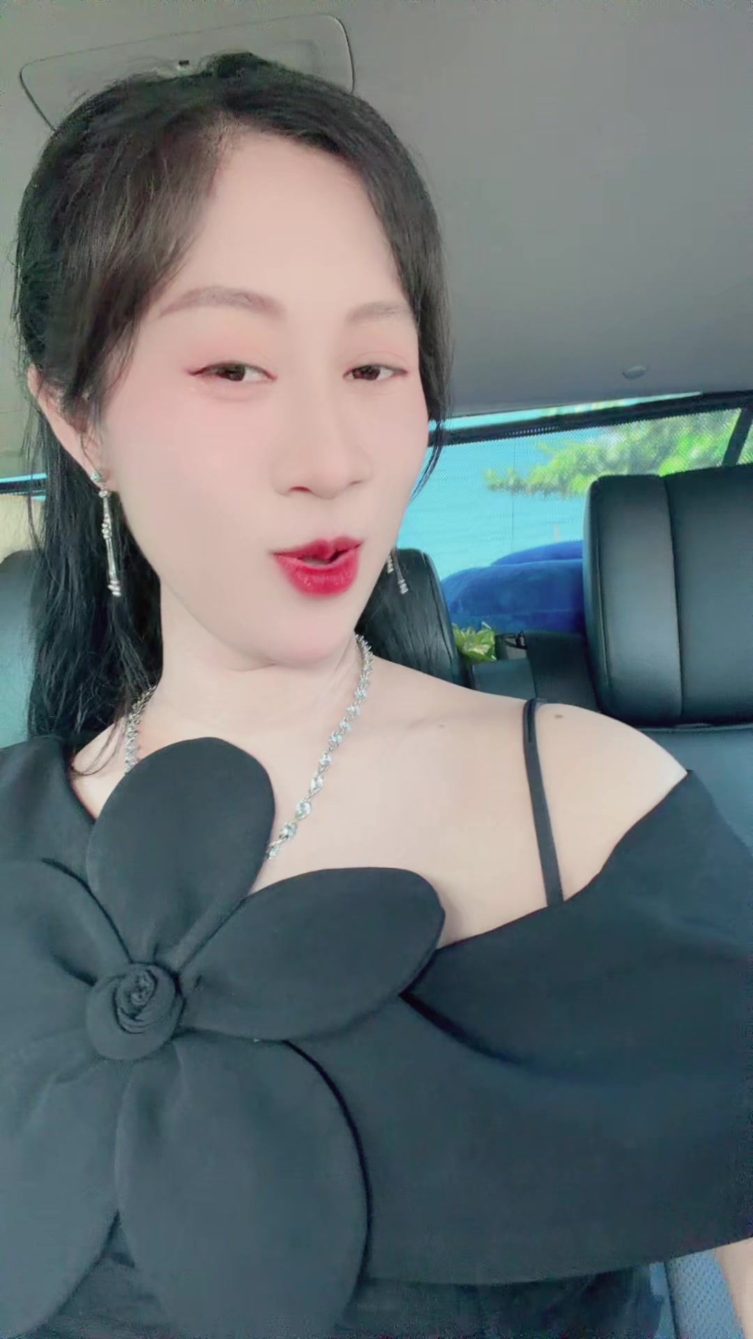 @Chichchoebong79