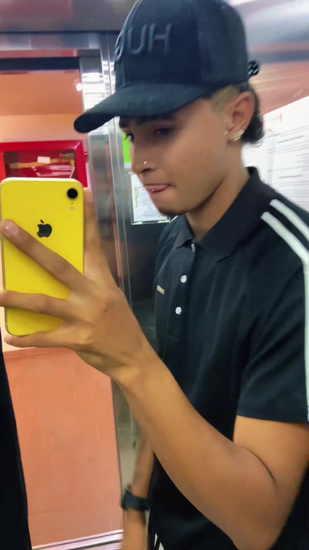 @Felipe Acosta🐺.