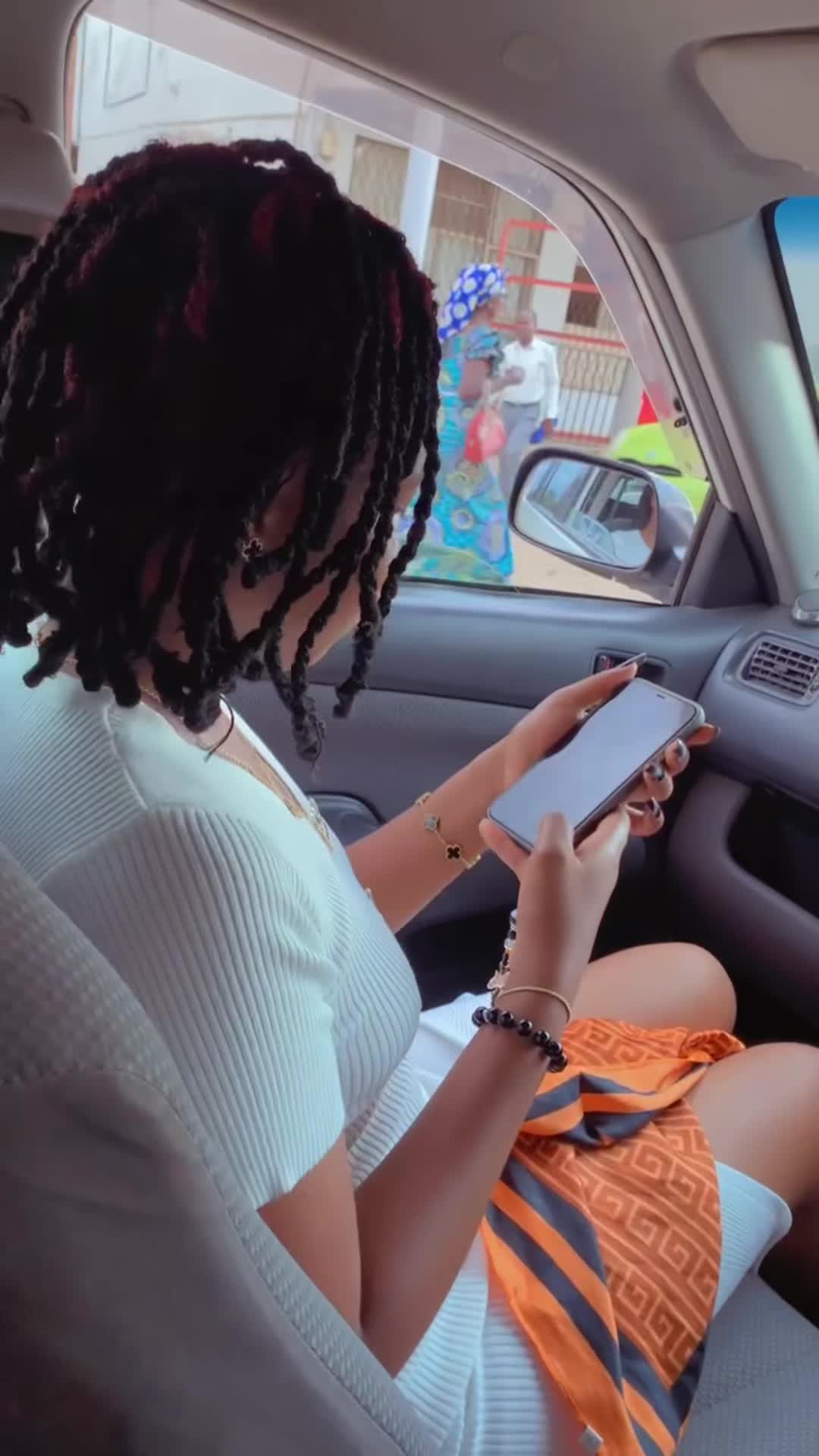 @triciabby35