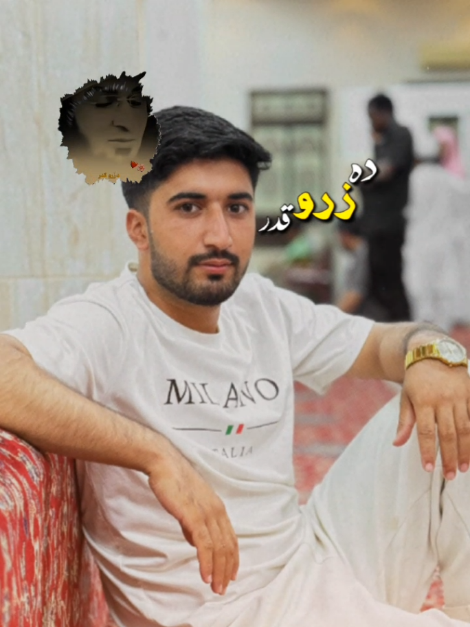 @𝗦𝘁𝗮𝘁𝘂𝘀 𝗞𝗶𝗻𝗴 👑