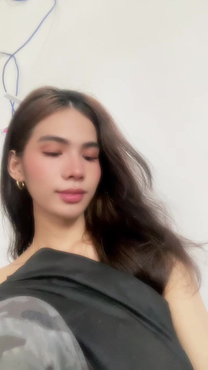 @⃟