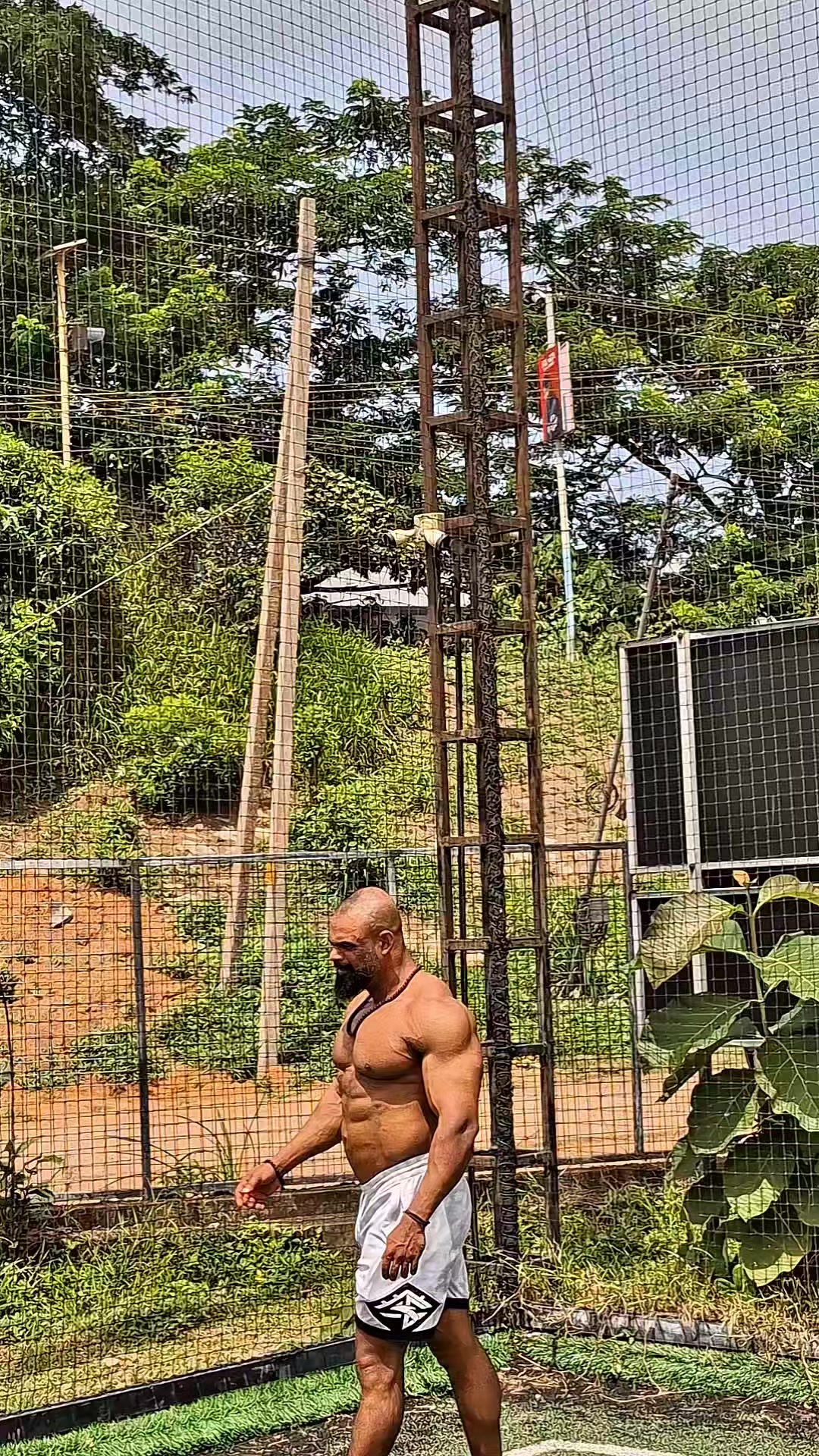 @AL THARIF.  🏋🏻&zwj;♂️