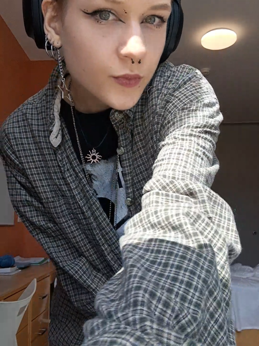 @lucy ✶˖·˳.