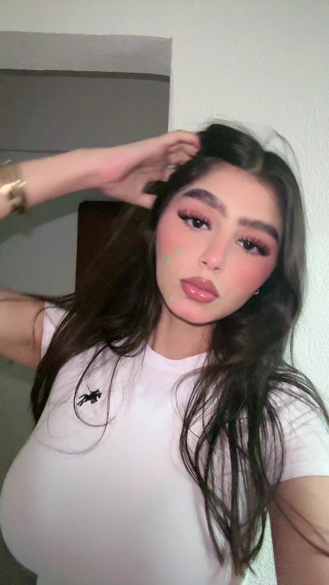 @𝓫𝓾𝓷𝓷𝔂🐰
