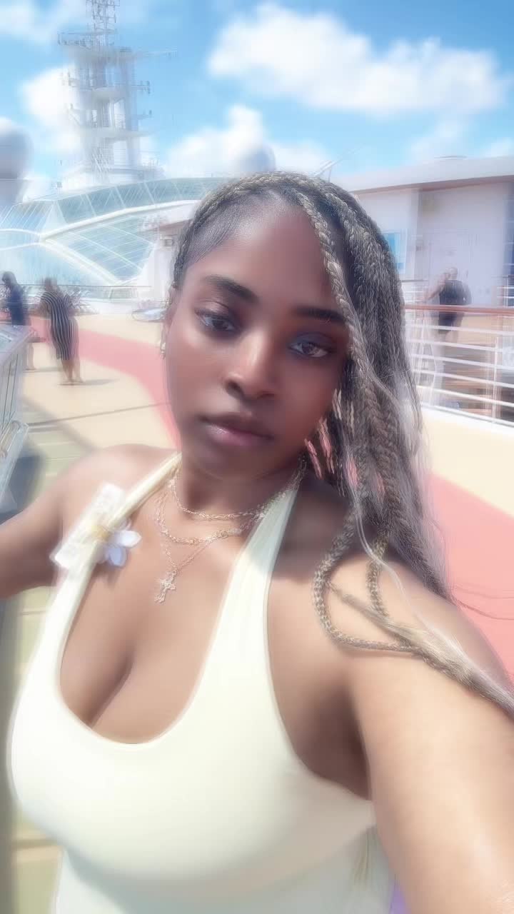 @lxyahlee