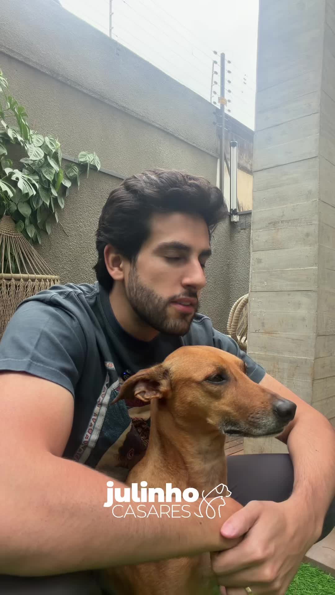 @julinhocasares