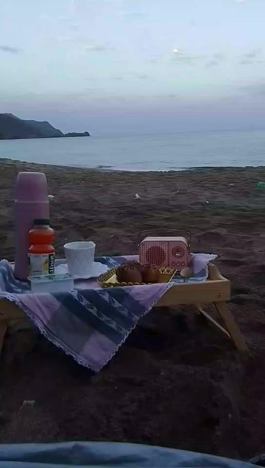 @عايشة حياة وحيدة