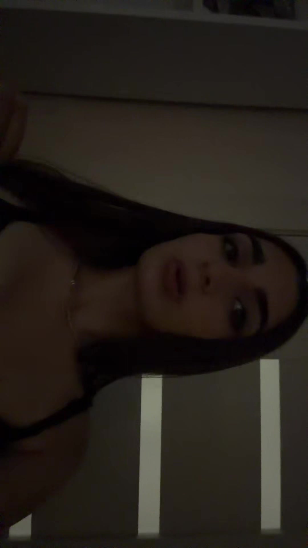 @chloe