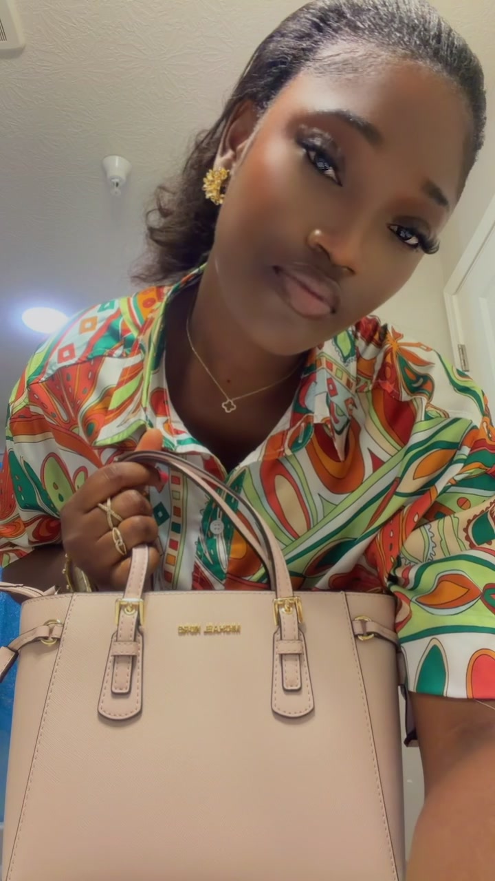 @deborahkialanda