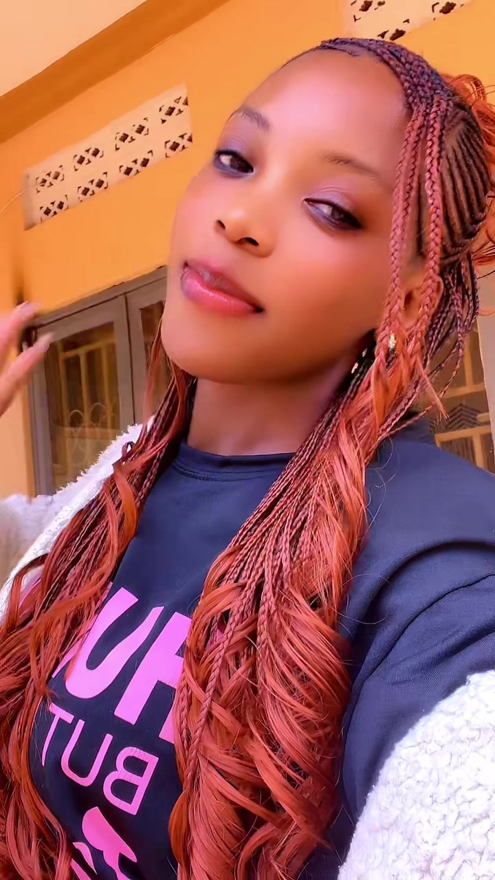 @MANAGER CECI TV2 🧡