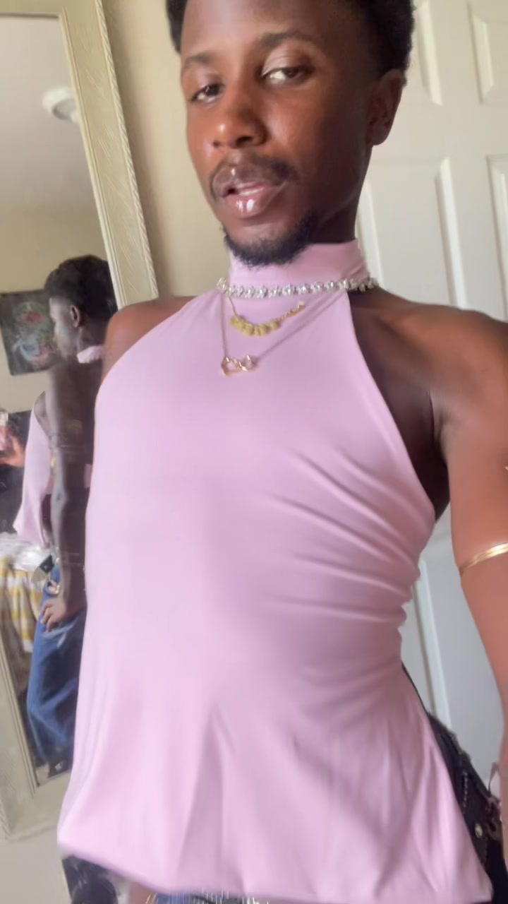 @Baddesttrent_muah💋💕