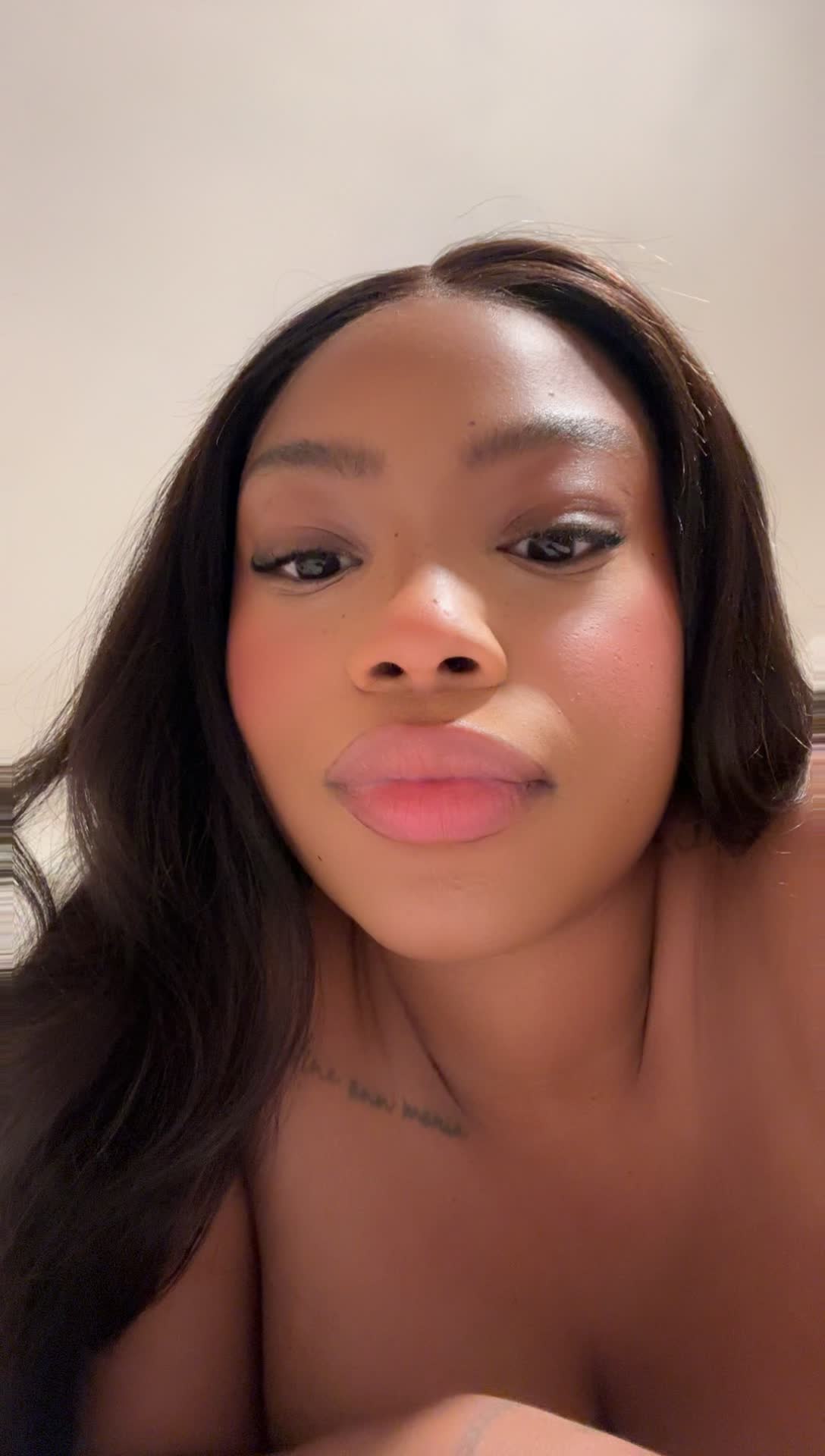 @Brittany🦋🐝