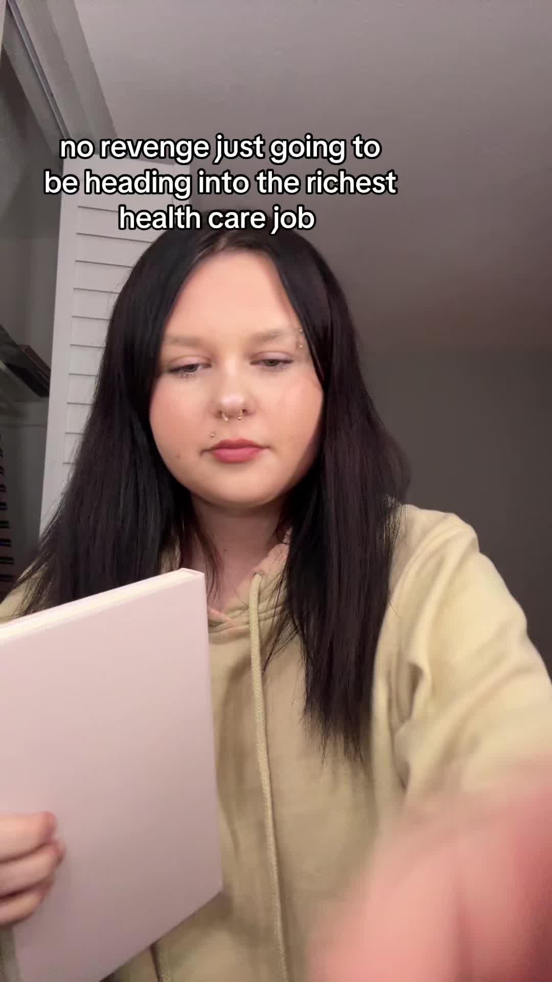 @ella018329