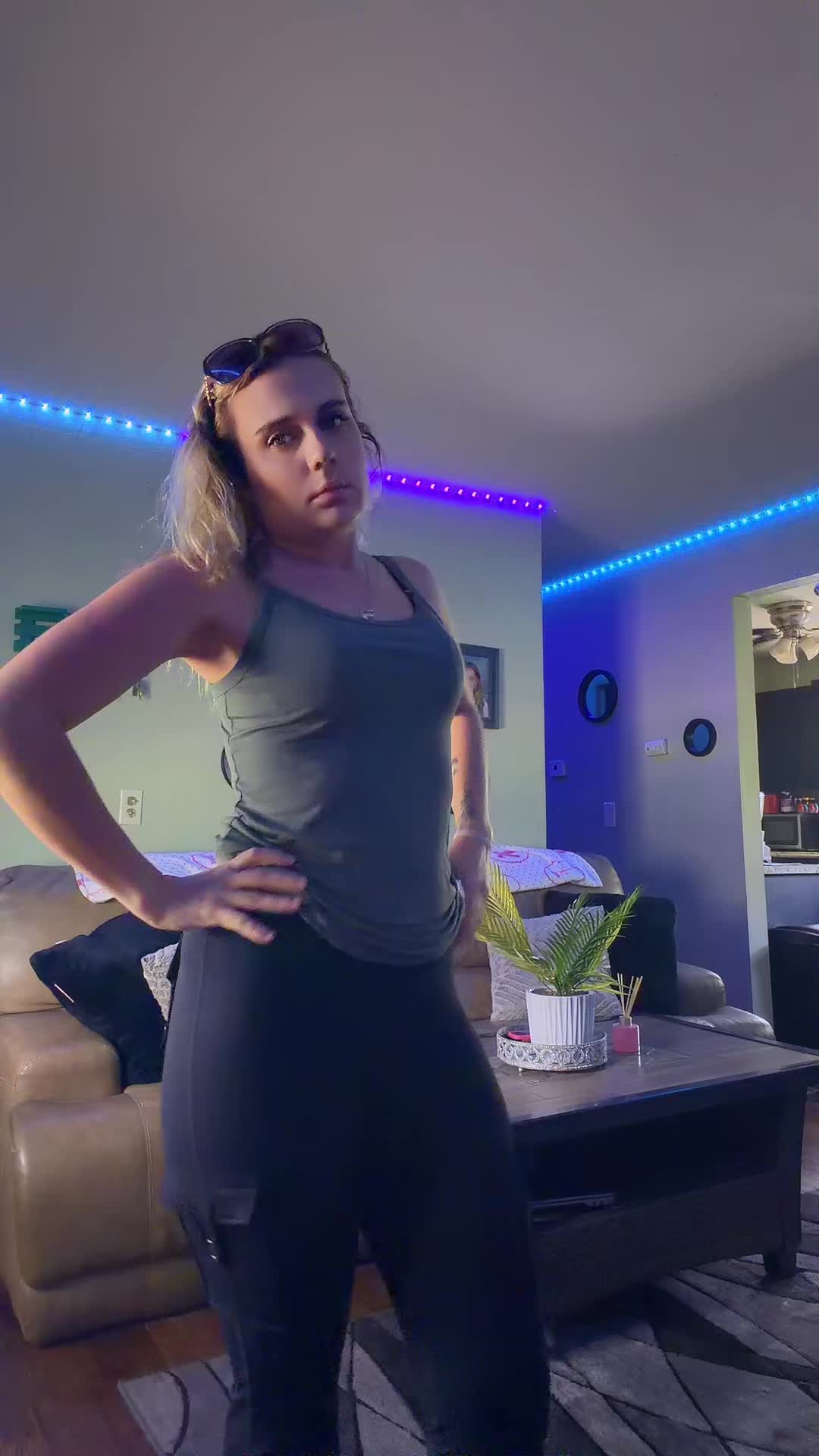 @90sbaby🖤🩵
