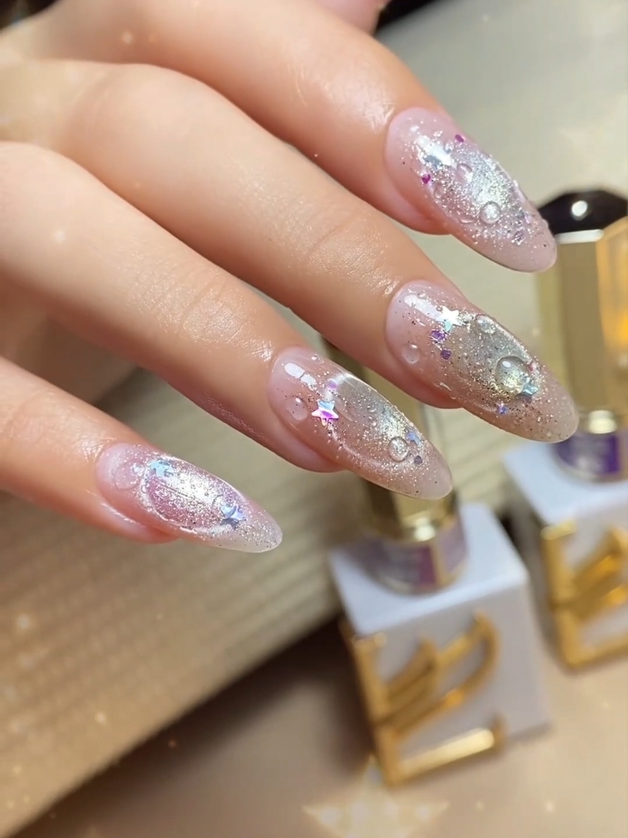 @Lavis Nail System