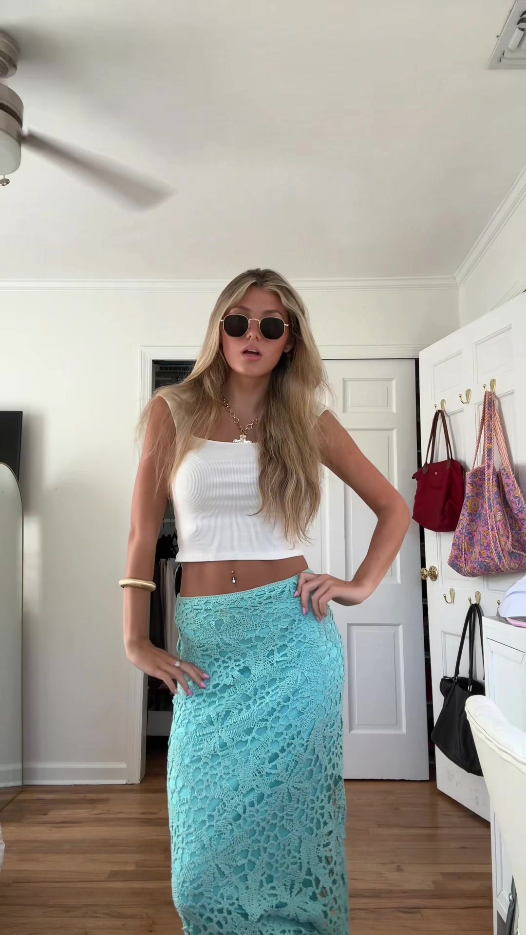 @lucyhasel