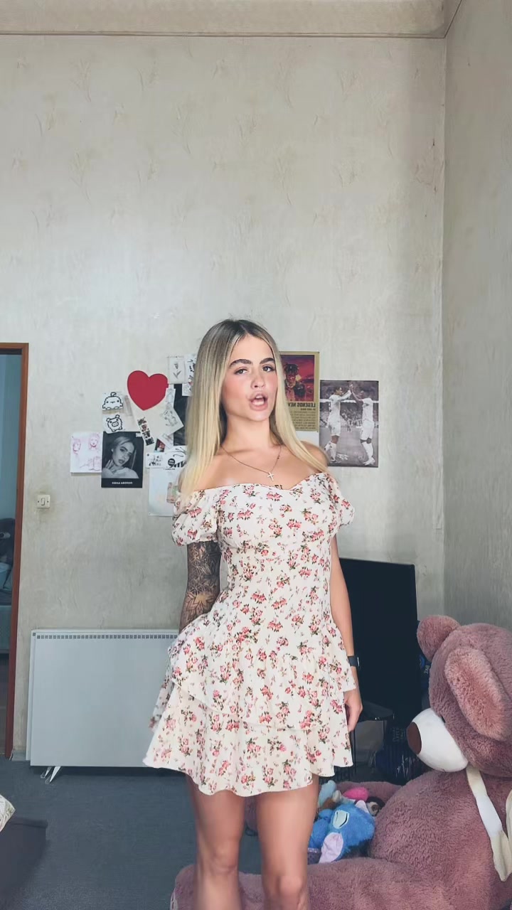 @Dasha Popova