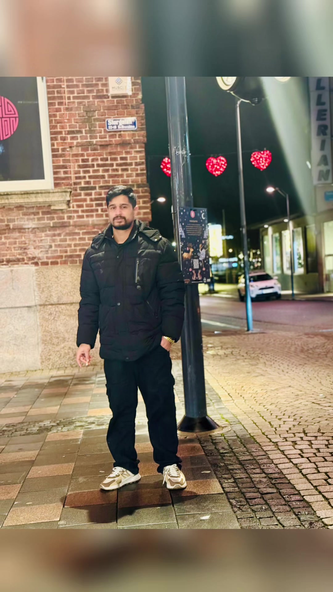 @Ali hasan🇸🇪🇵🇰