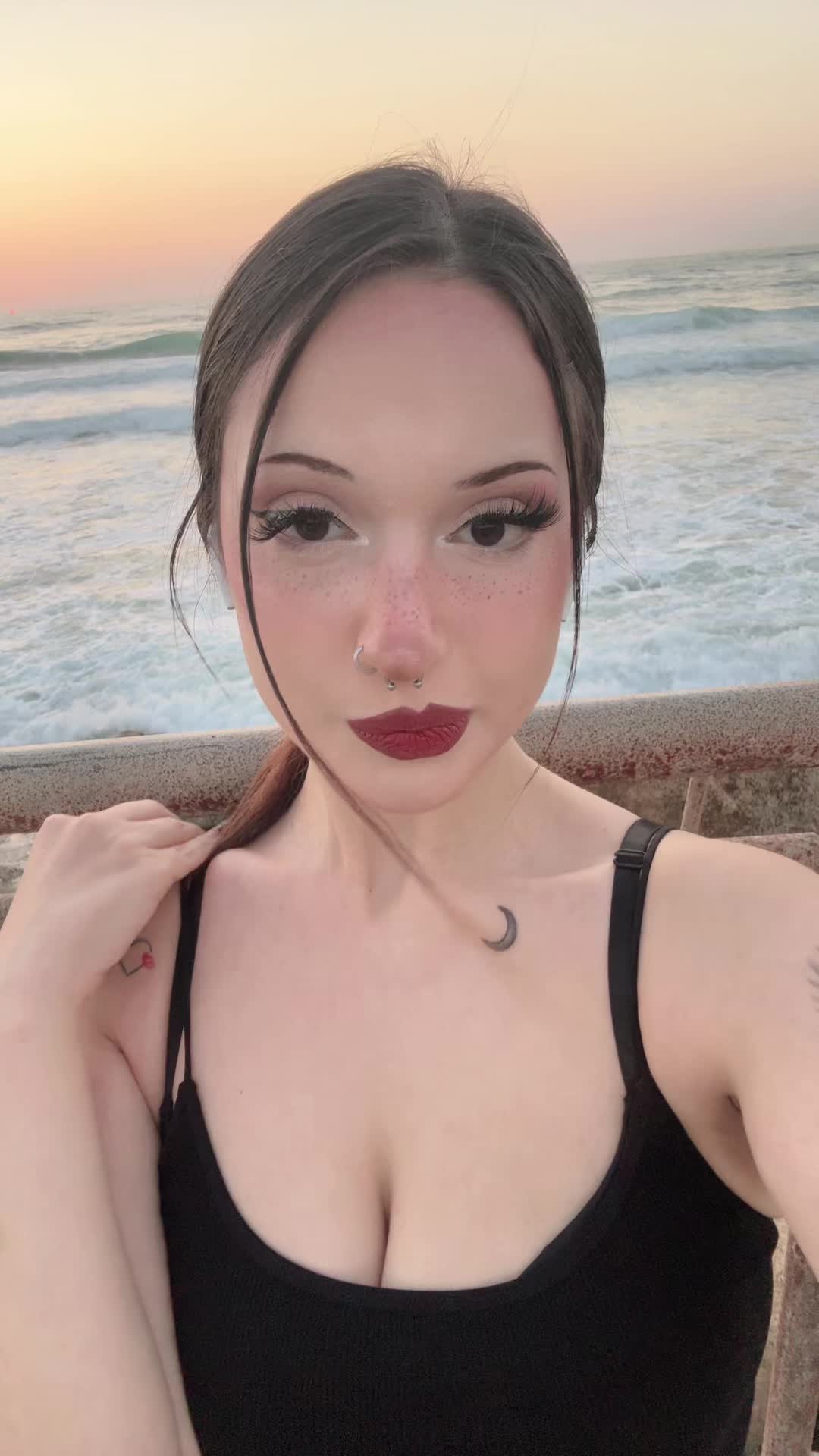 @Icy ❄️
