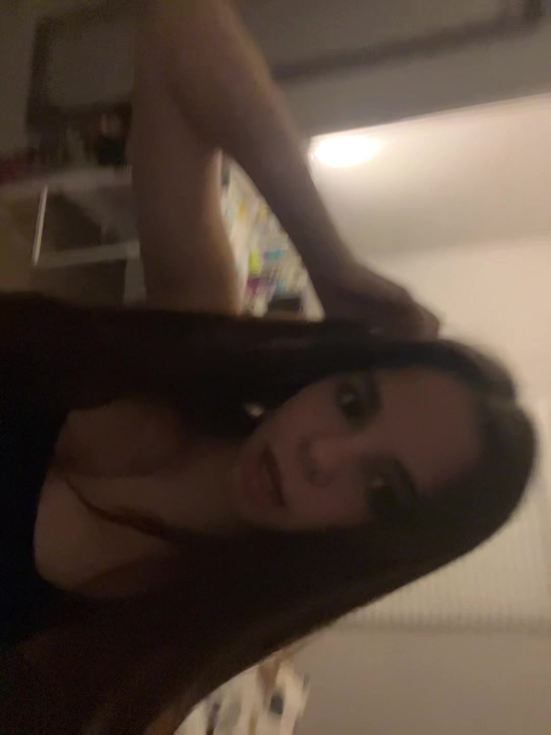 @Skyla 💥