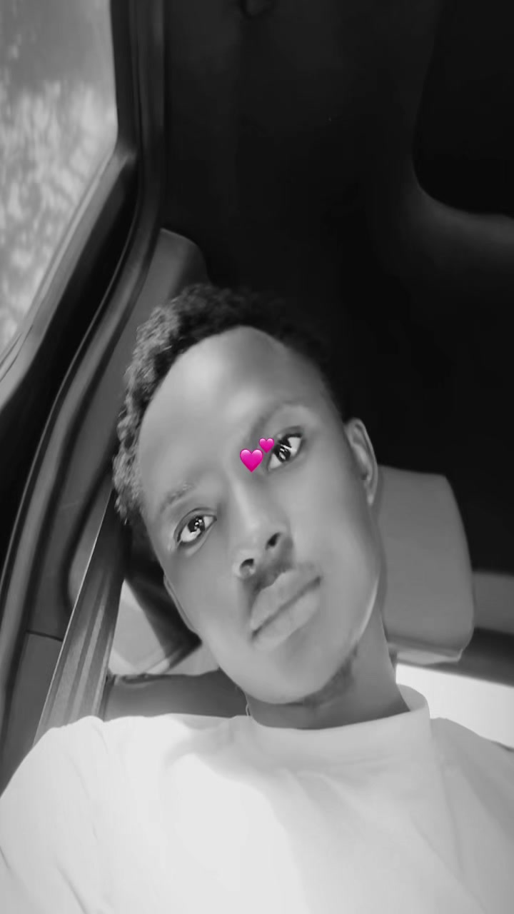 @💐Sylvester💕🥹