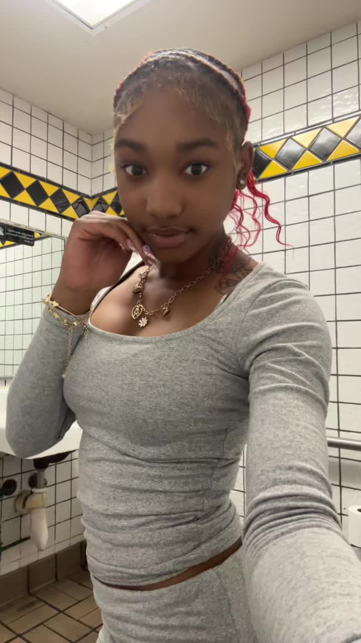 @bslymee🕍.
