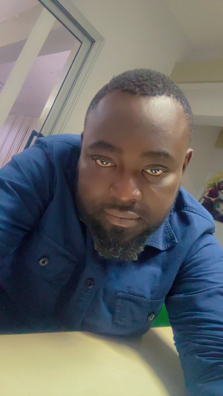 @Un Edem