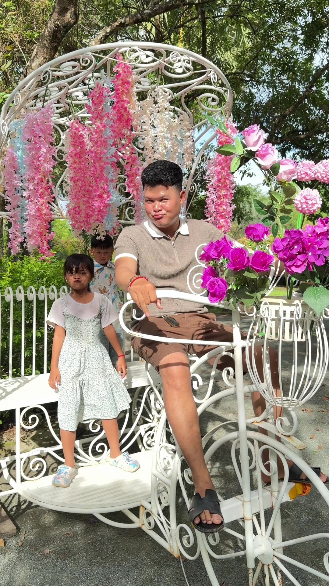 @srondymongll-គ្រូឌីម៉ង់