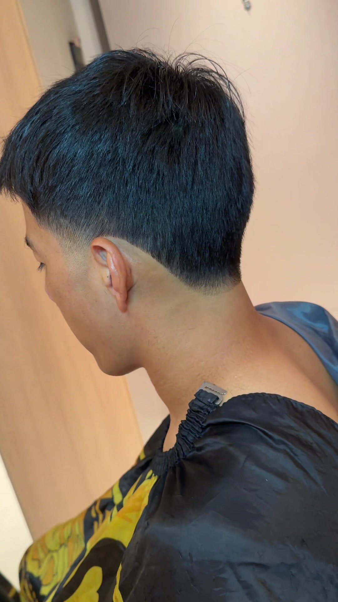 @Lilmaxz ⚽️✂️ Barber bangkok