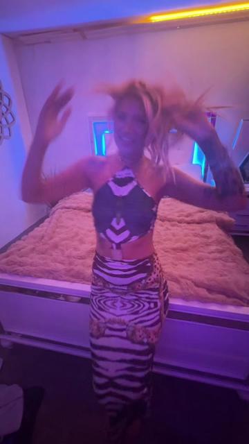 @MillieDollas1