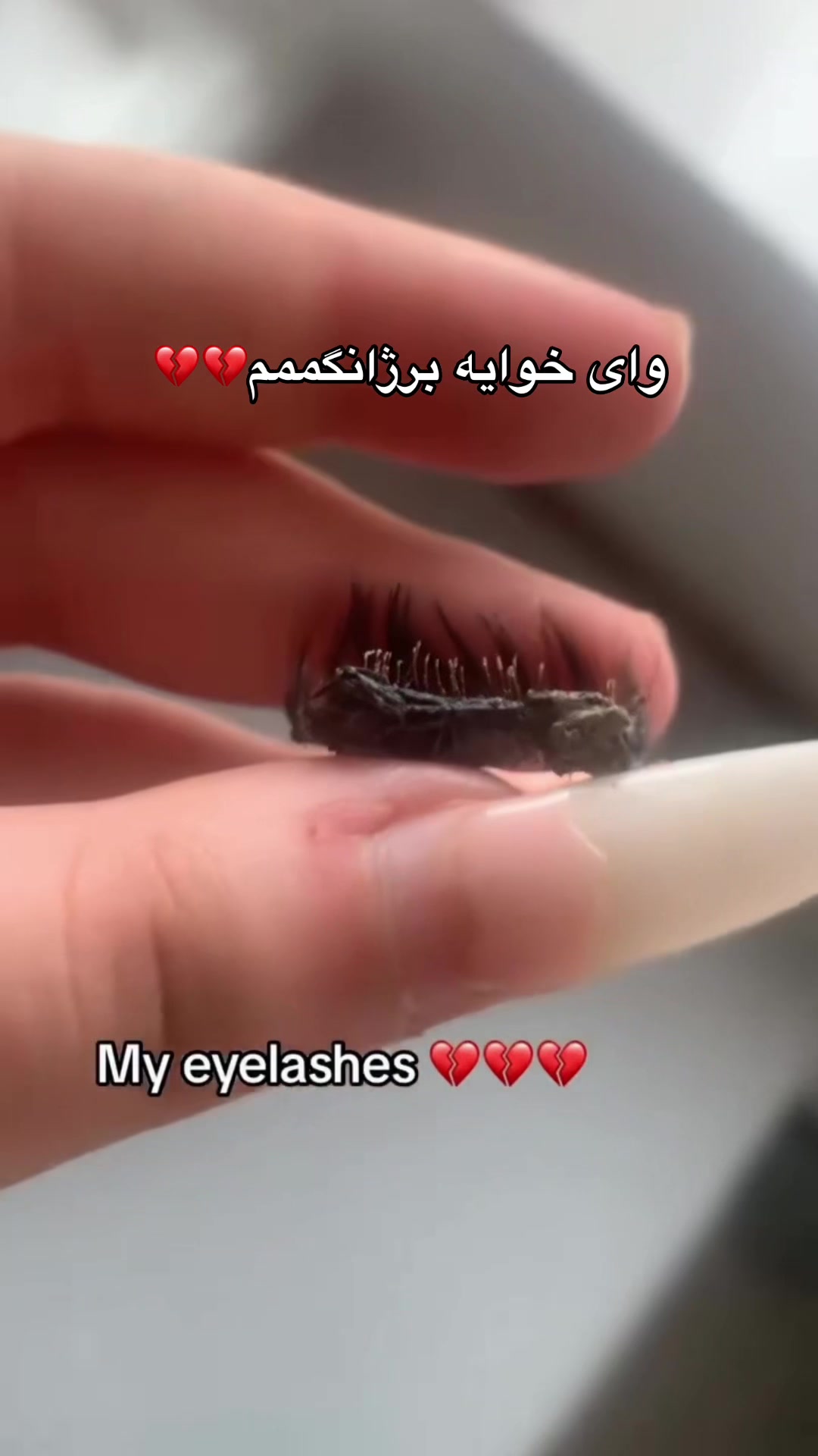 @لیرە🍓,