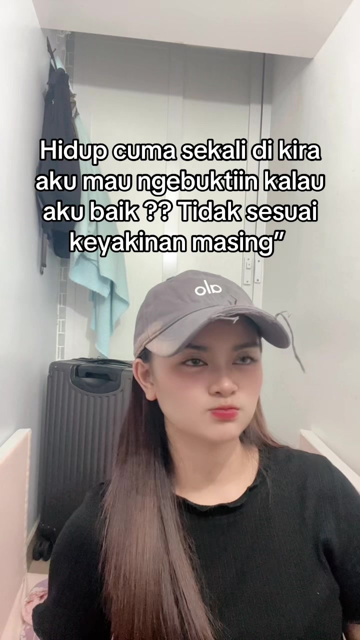 @ANNISA VIDIA N 🍒