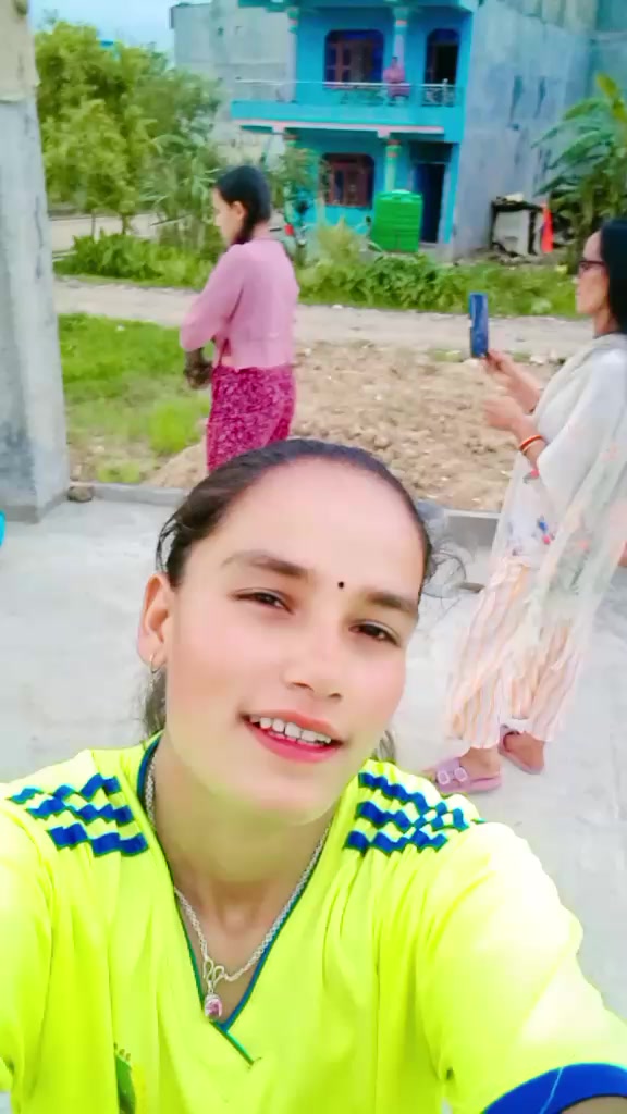 @मेरो पहिलो मायाँ आमा र बाबा