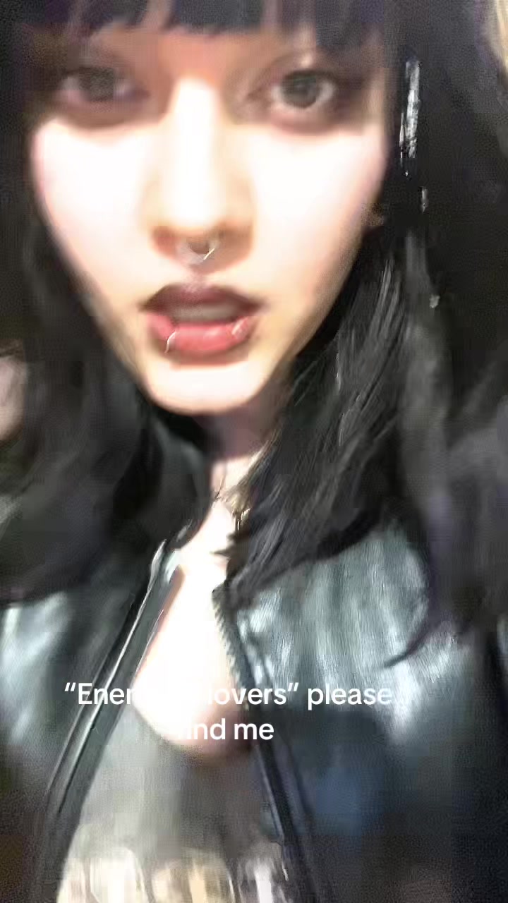 @lunathelunatic703