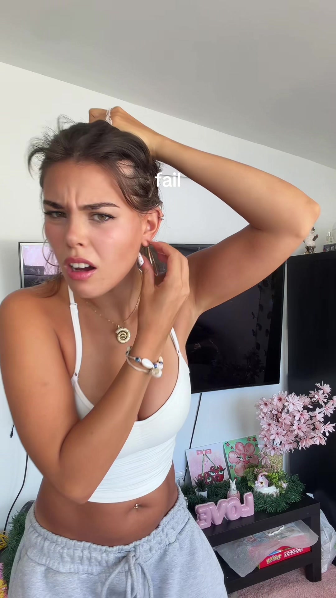 @alena gonzalez